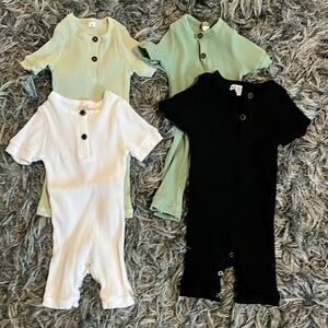 4 Brand new onesies size 90